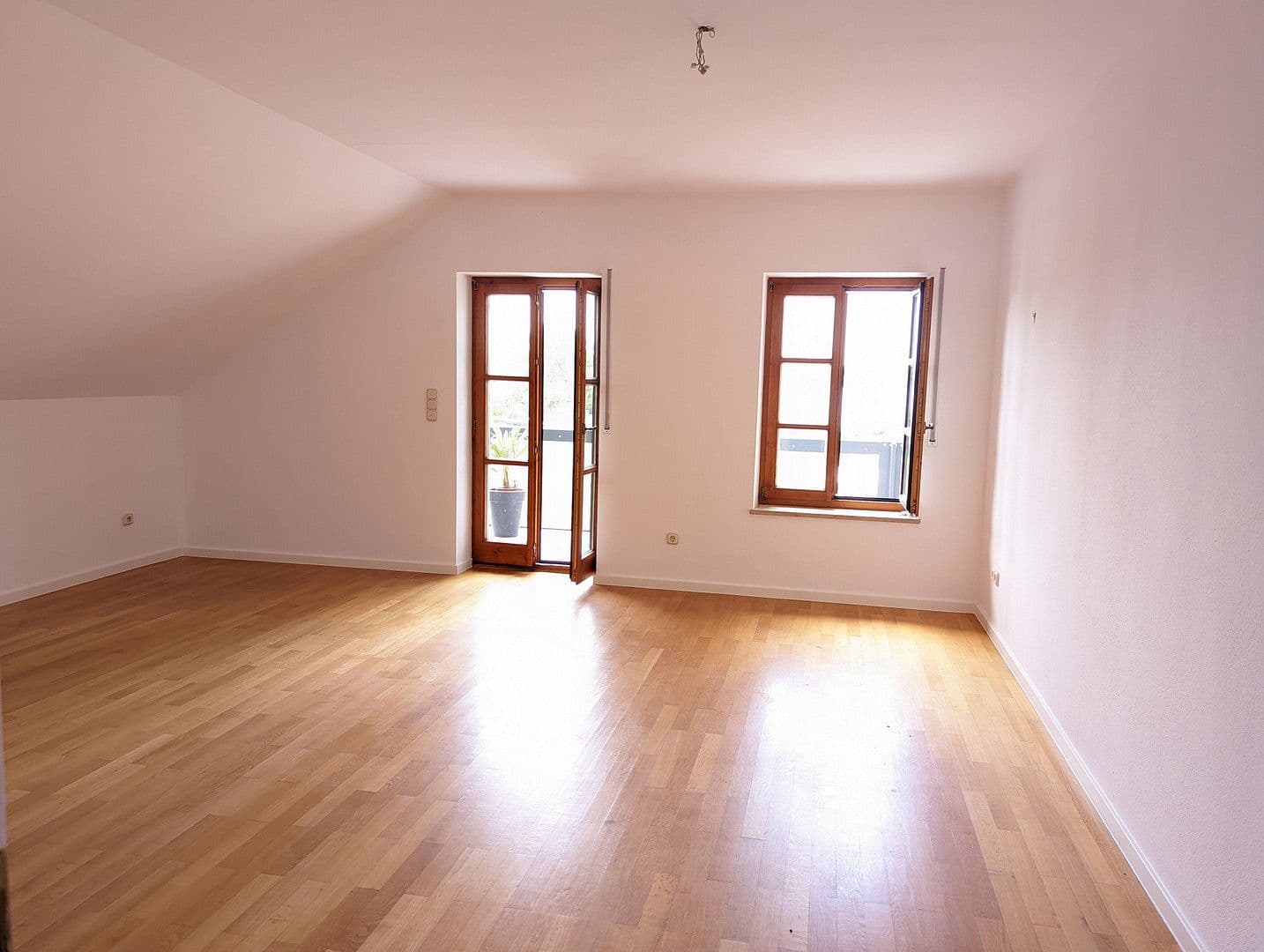 Prenájom bytu 3-izbový 102 m², Wörthsee, Bavorsko Prenájom bytu 3-izbový 102 m², Wörthsee, Bavorsko