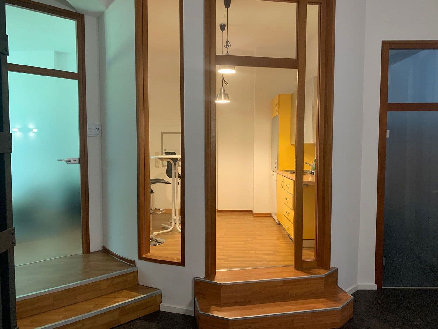 Prenájom kancelárie 14 m², Giesensdorfer Str. 29, BERLIN, Berlín Prenájom kancelárie 14 m², Giesensdorfer Str. 29, BERLIN, Berlín