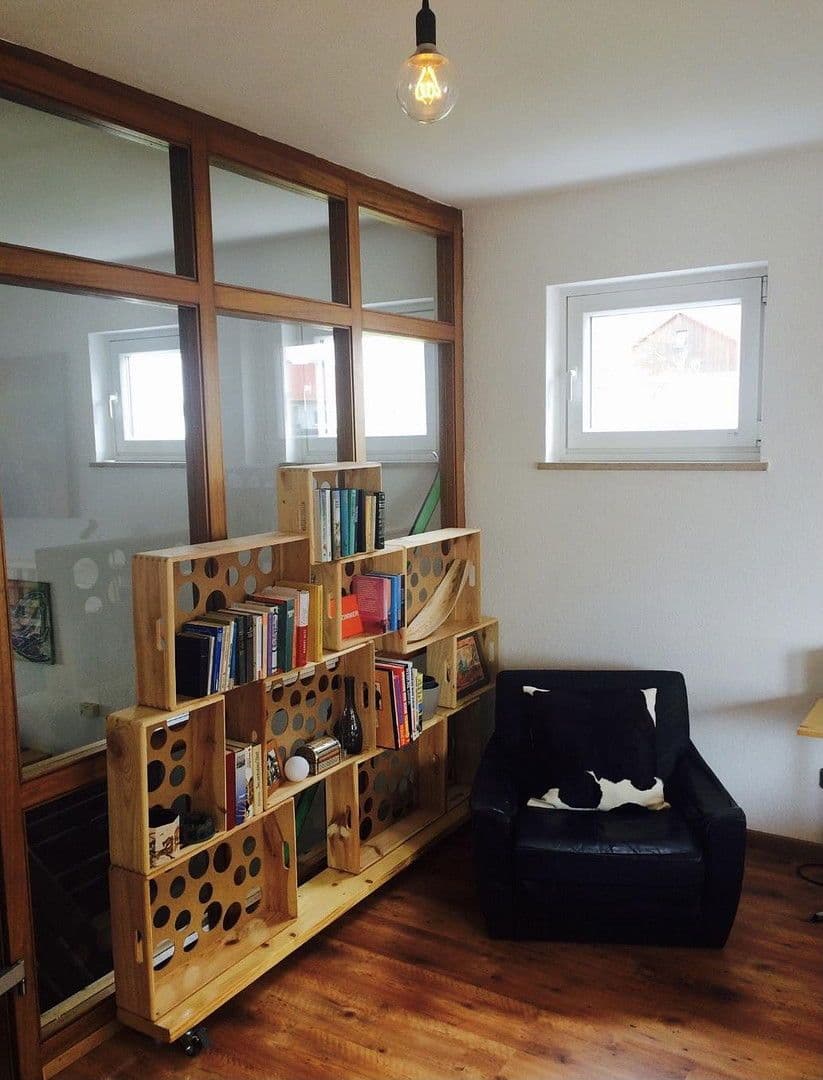 Prenájom bytu 3-izbový 75 m², Möhrendorf, Bavorsko Prenájom bytu 3-izbový 75 m², Möhrendorf, Bavorsko