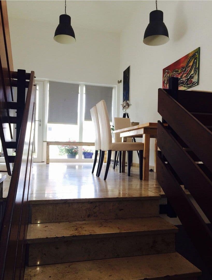 Prenájom bytu 3-izbový 75 m², Möhrendorf, Bavorsko Prenájom bytu 3-izbový 75 m², Möhrendorf, Bavorsko