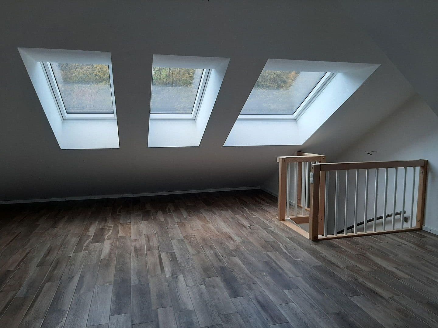 Prenájom bytu 4-izbový 117 m², Heidelberg, Bádensko-Wurttembersko Prenájom bytu 4-izbový 117 m², Heidelberg, Bádensko-Wurttembersko