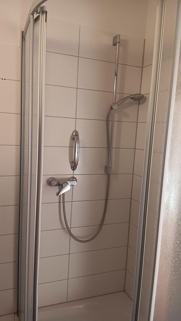 Prenájom bytu 3-izbový 64 m², Otto - Dix - Ring, Dresden, Sasko Prenájom bytu 3-izbový 64 m², Otto - Dix - Ring, Dresden, Sasko