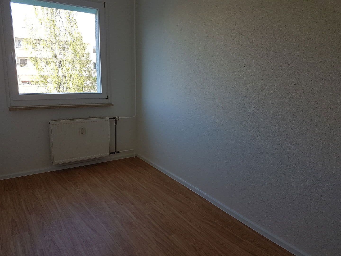 Prenájom bytu 3-izbový 64 m², Otto - Dix - Ring, Dresden, Sasko Prenájom bytu 3-izbový 64 m², Otto - Dix - Ring, Dresden, Sasko