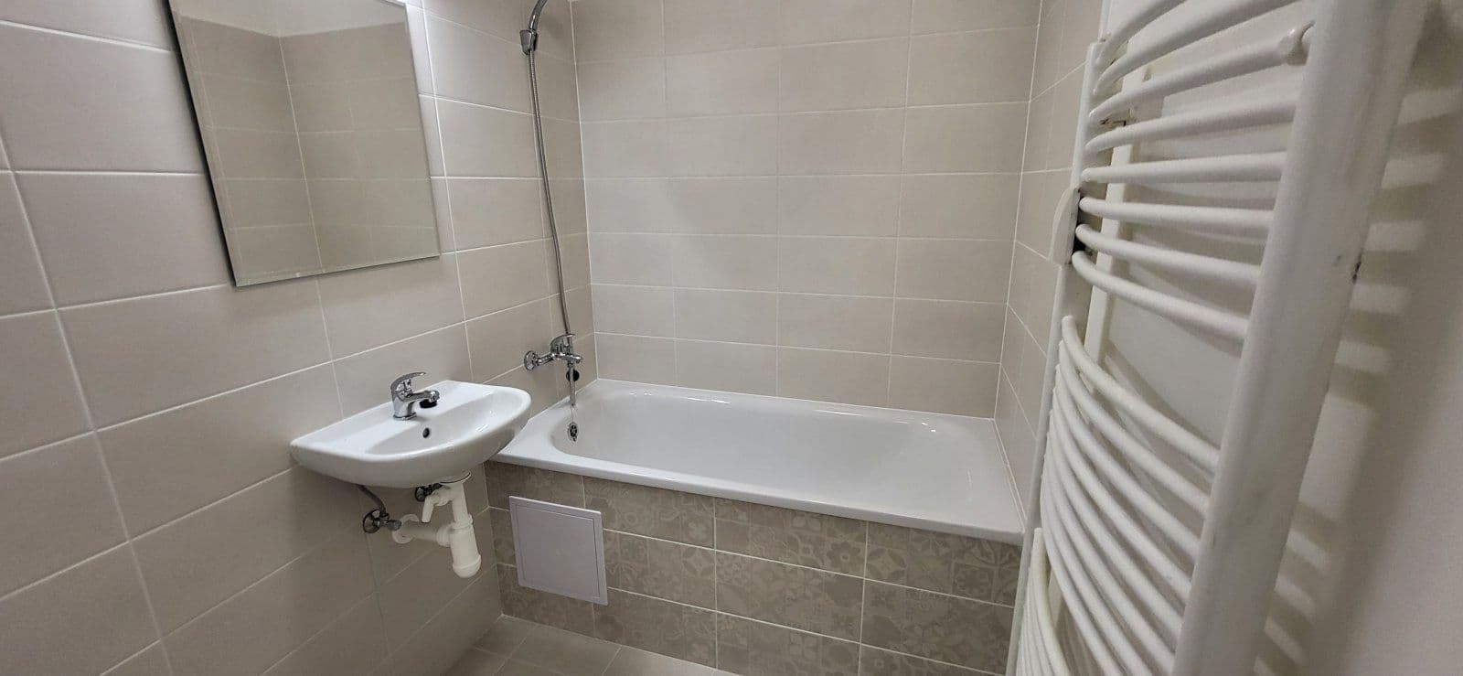 Prenájom bytu 3-izbový 76 m², Hornická, Albrechtice, Moravskoslezský kraj Prenájom bytu 3-izbový 76 m², Hornická, Albrechtice, Moravskoslezský kraj