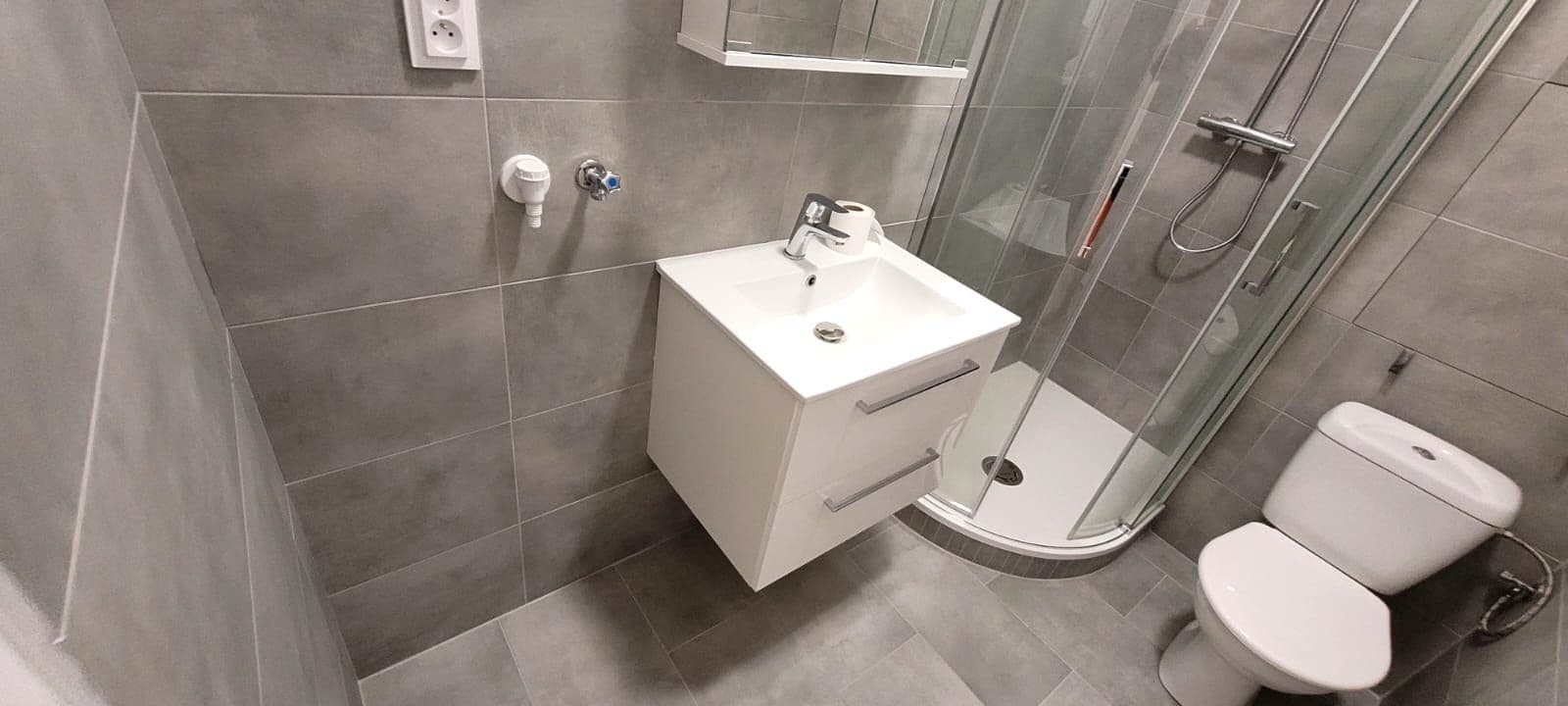 Prenájom bytu 1-izbový 28 m², Školská, Hostivice, Středočeský kraj Prenájom bytu 1-izbový 28 m², Školská, Hostivice, Středočeský kraj