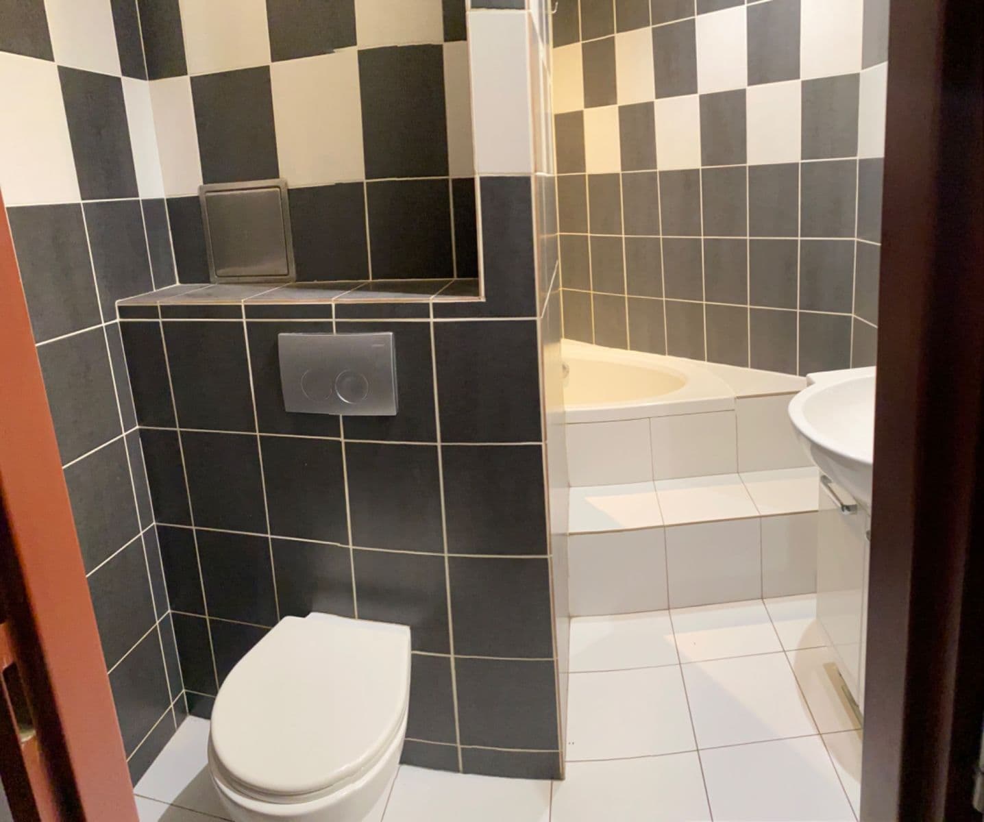 Predaj bytu 4-izbový 84 m², Renoirova, Praha, Praha Predaj bytu 4-izbový 84 m², Renoirova, Praha, Praha