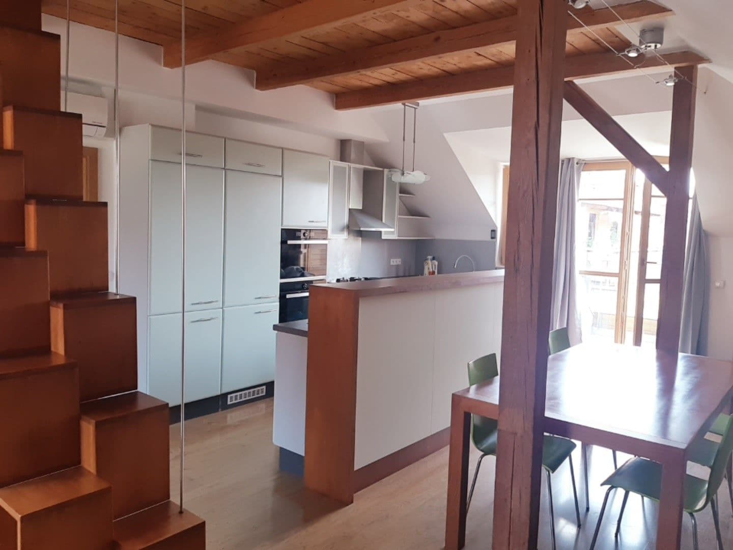 Prenájom bytu 3-izbový 136 m², Na Výsledku II, Praha, Praha Prenájom bytu 3-izbový 136 m², Na Výsledku II, Praha, Praha