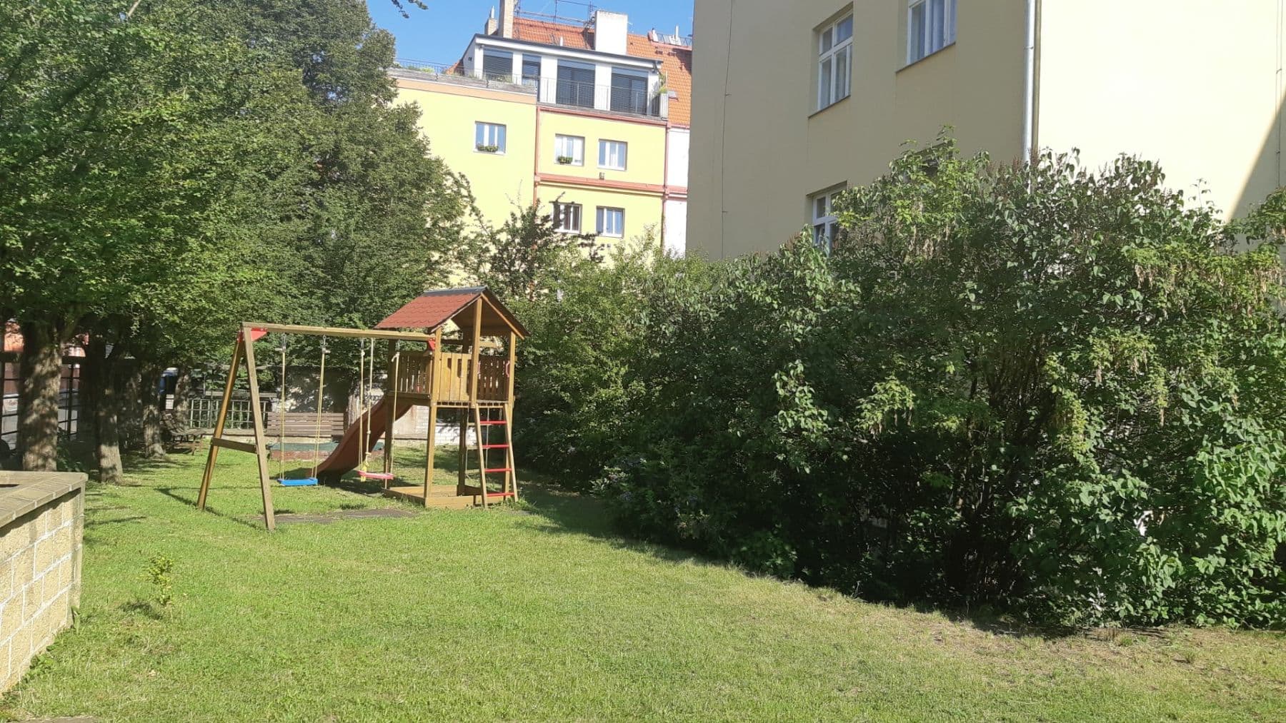 Prenájom bytu 3-izbový 136 m², Na Výsledku II, Praha, Praha Prenájom bytu 3-izbový 136 m², Na Výsledku II, Praha, Praha