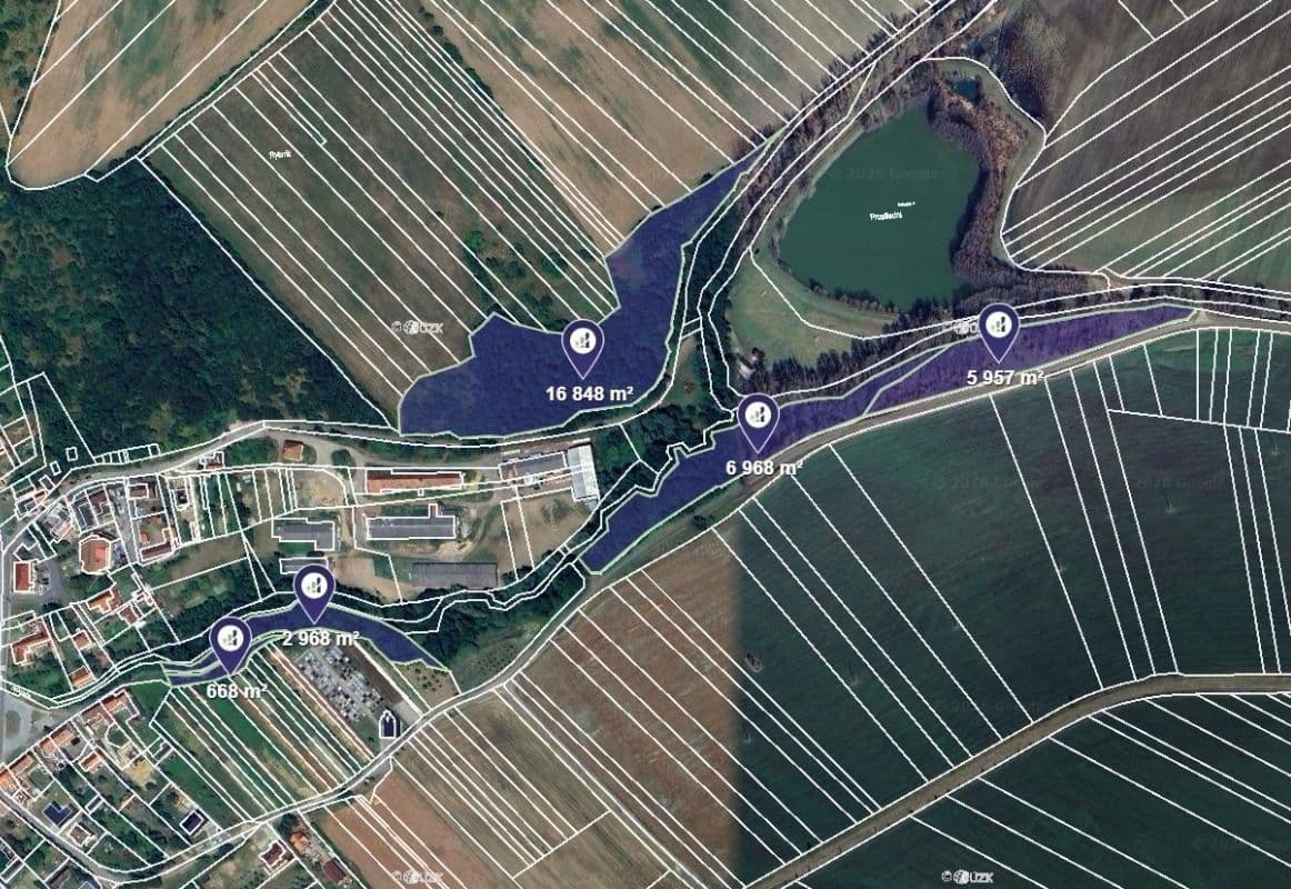 Predaj pozemku 1.557 m², Pašovice, Zlínský kraj Predaj pozemku 1.557 m², Pašovice, Zlínský kraj