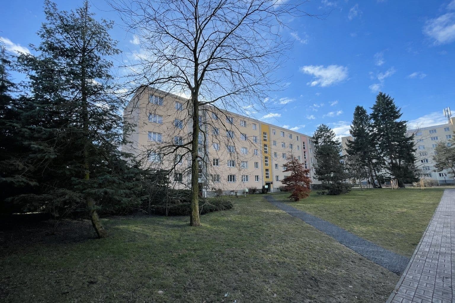 Prenájom bytu 1-izbový 35 m², Hostýnská, Praha, Praha Prenájom bytu 1-izbový 35 m², Hostýnská, Praha, Praha