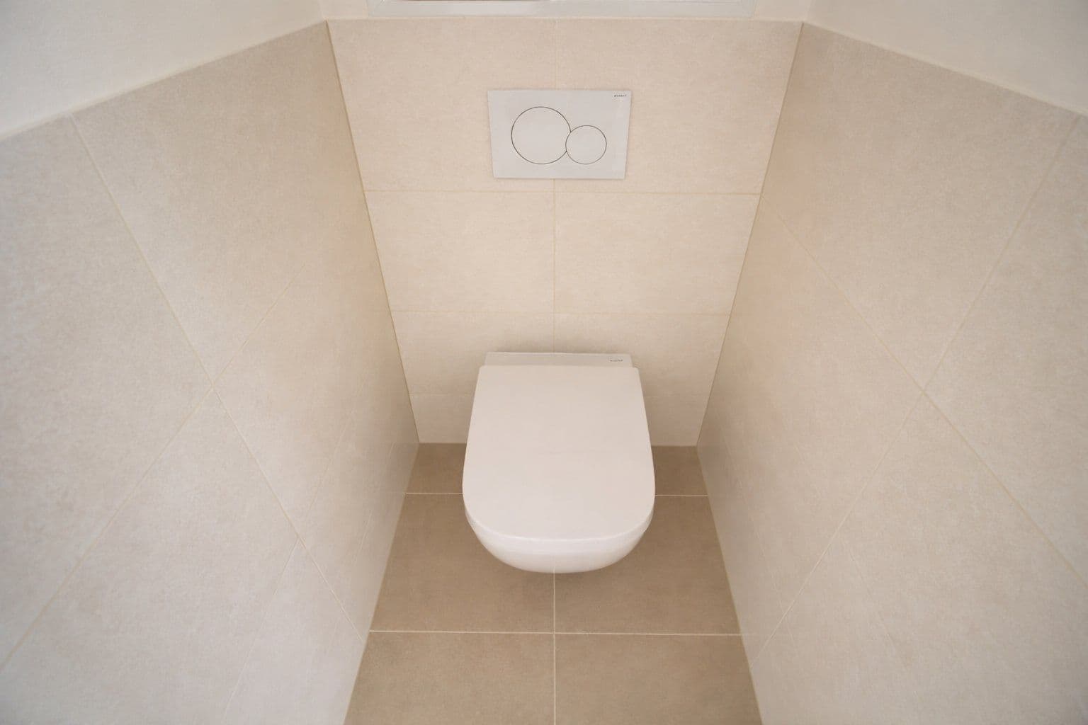 Prenájom bytu 1-izbový 35 m², Hostýnská, Praha, Praha Prenájom bytu 1-izbový 35 m², Hostýnská, Praha, Praha