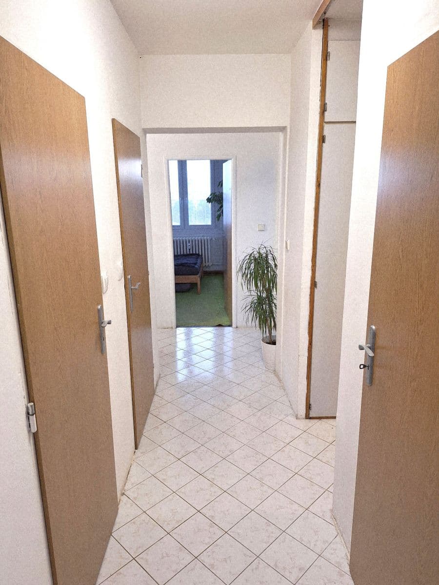 Prenájom bytu 3-izbový 73 m², Zdiměřická, Praha, Praha Prenájom bytu 3-izbový 73 m², Zdiměřická, Praha, Praha