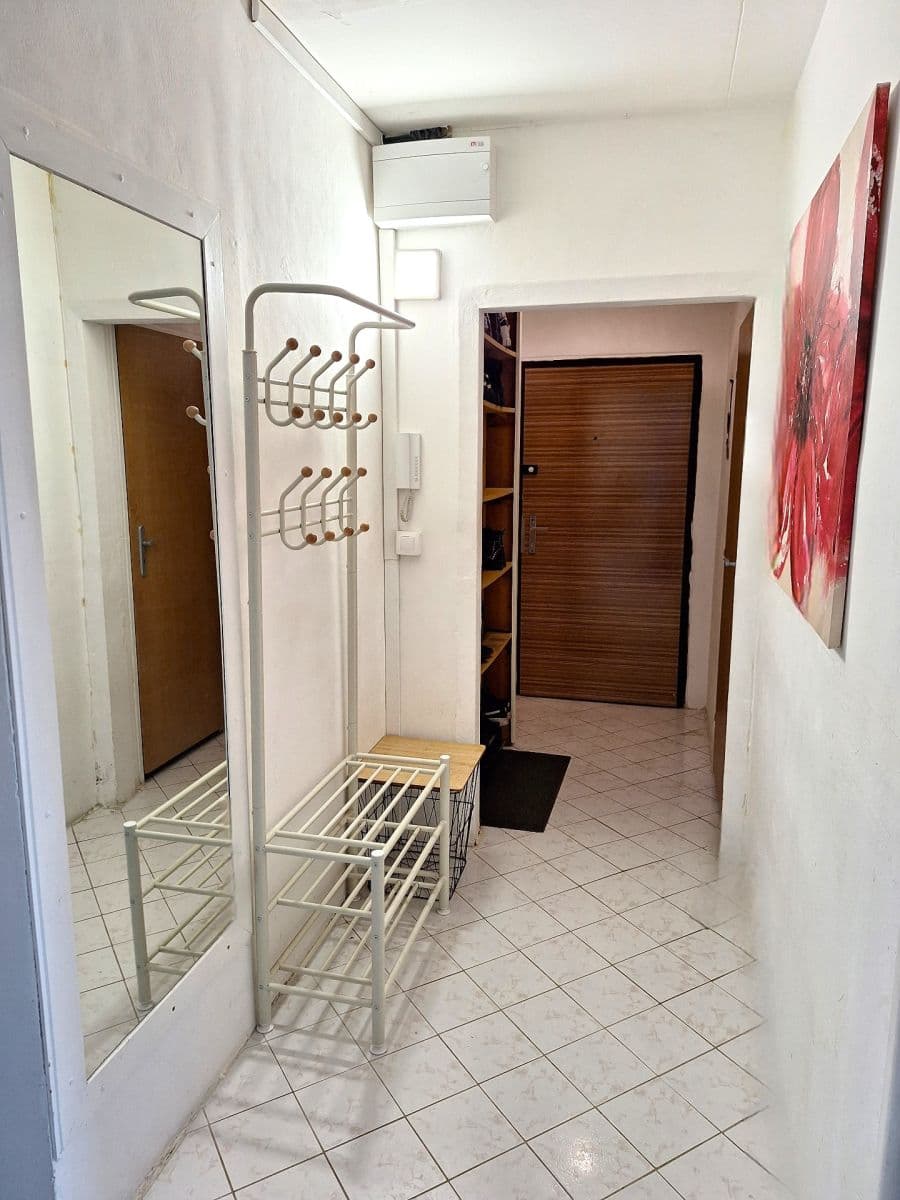 Prenájom bytu 3-izbový 73 m², Zdiměřická, Praha, Praha Prenájom bytu 3-izbový 73 m², Zdiměřická, Praha, Praha