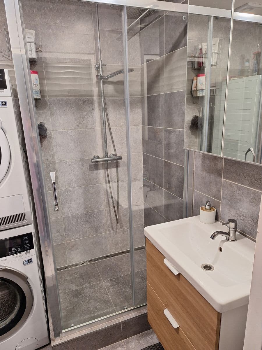 Prenájom bytu 3-izbový 73 m², Zdiměřická, Praha, Praha Prenájom bytu 3-izbový 73 m², Zdiměřická, Praha, Praha