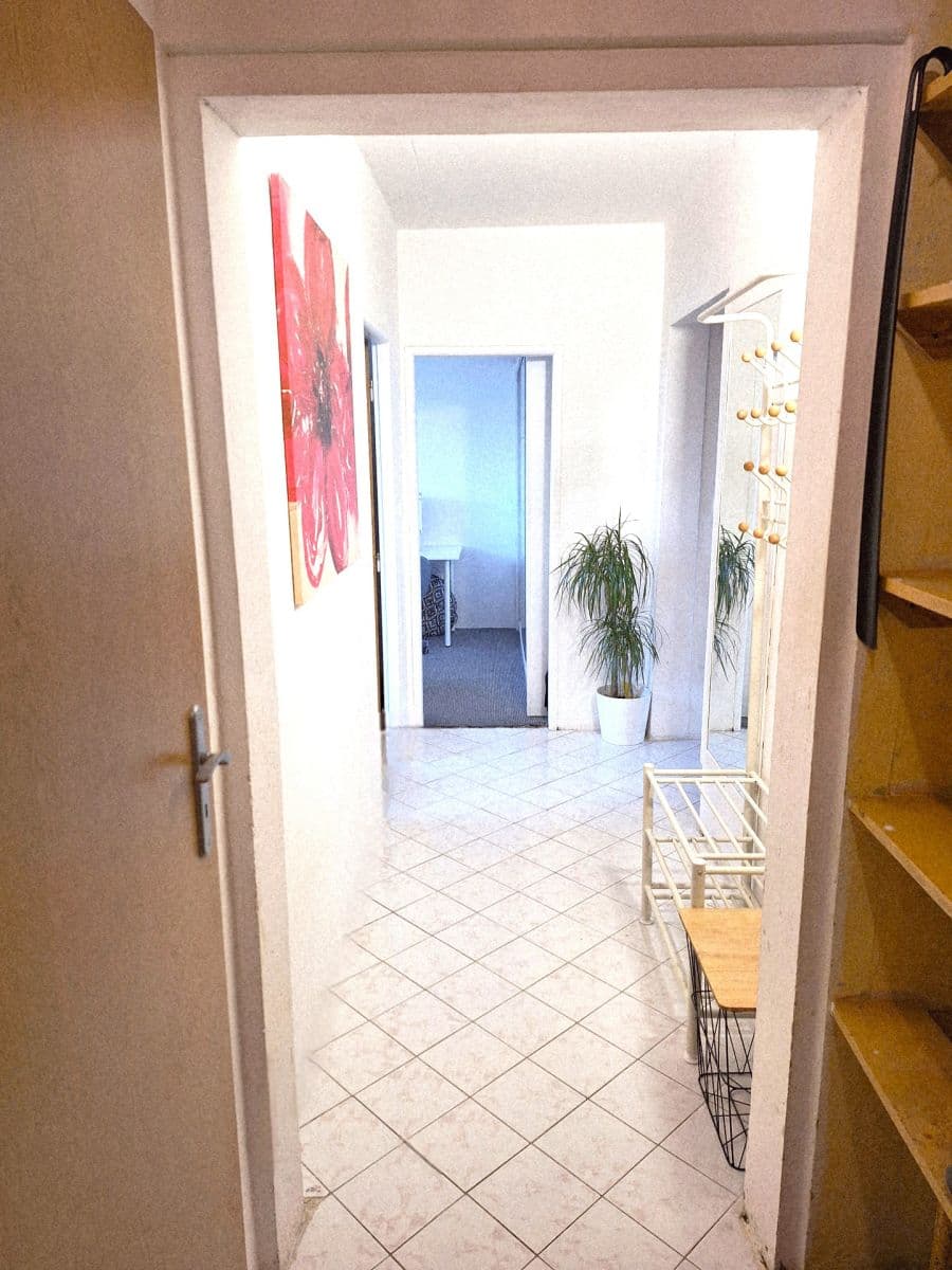 Prenájom bytu 3-izbový 73 m², Zdiměřická, Praha, Praha Prenájom bytu 3-izbový 73 m², Zdiměřická, Praha, Praha