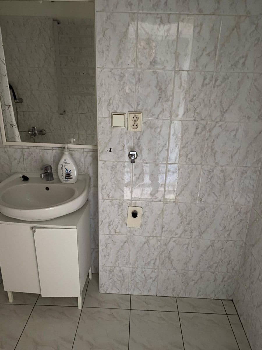 Predaj bytu 1-izbový 58 m², Veletržní, Praha, Praha Predaj bytu 1-izbový 58 m², Veletržní, Praha, Praha