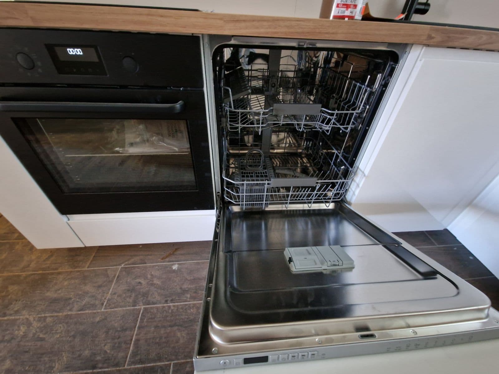 Prenájom bytu 3-izbový 89 m², Merhautova, Brno, Jihomoravský kraj Prenájom bytu 3-izbový 89 m², Merhautova, Brno, Jihomoravský kraj