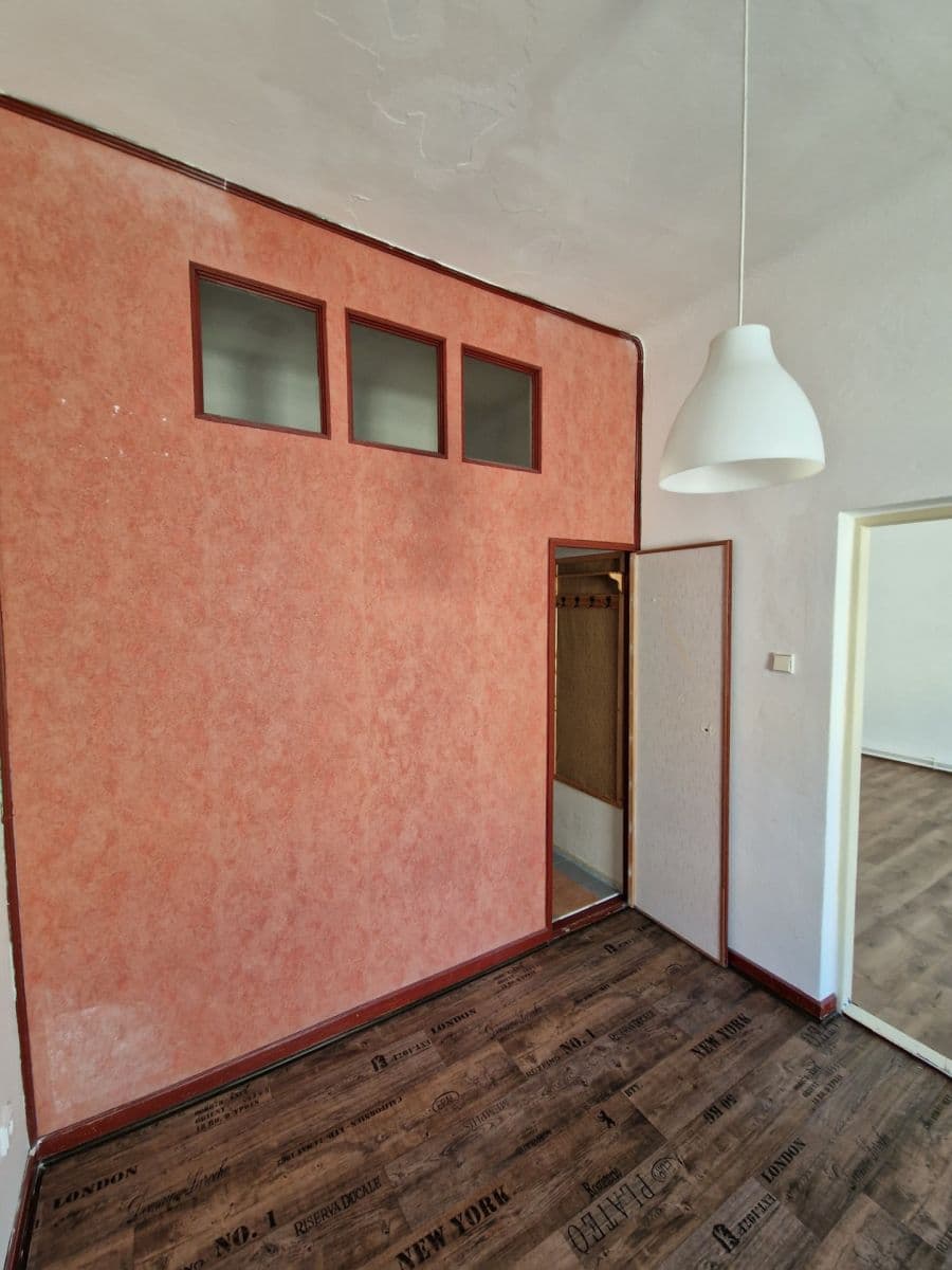 Prenájom bytu 3-izbový 89 m², Merhautova, Brno, Jihomoravský kraj Prenájom bytu 3-izbový 89 m², Merhautova, Brno, Jihomoravský kraj