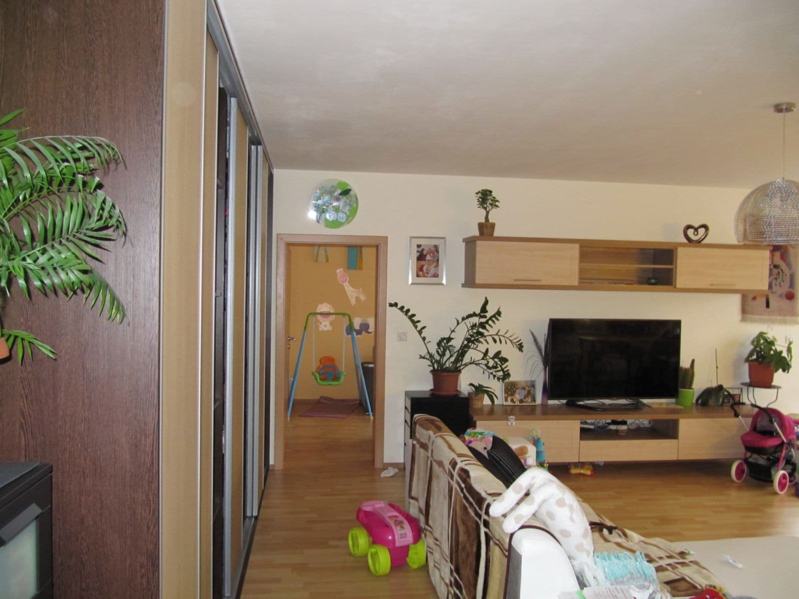 Prenájom bytu 3-izbový 98 m², Chotěšovská, Praha, Praha Prenájom bytu 3-izbový 98 m², Chotěšovská, Praha, Praha