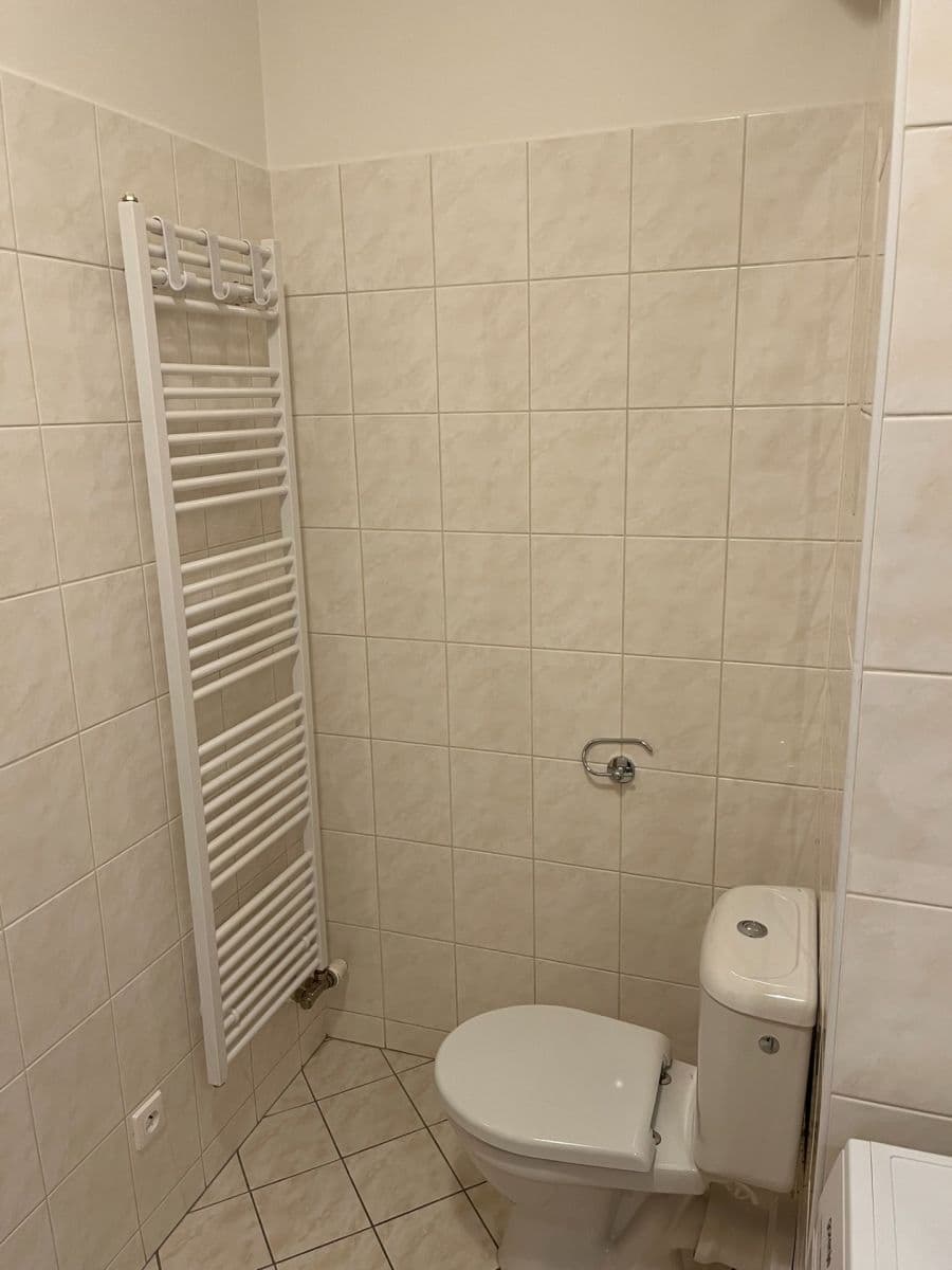 Predaj bytu 1-izbový 38 m², Boloňská, Praha, Praha Predaj bytu 1-izbový 38 m², Boloňská, Praha, Praha