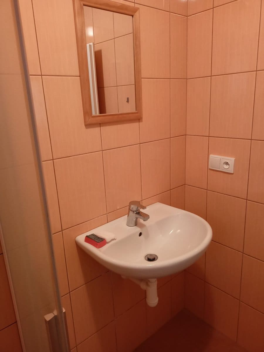 Prenájom bytu 2-izbový 50 m², Svatopluka Čecha, Kroměříž, Zlínský kraj Prenájom bytu 2-izbový 50 m², Svatopluka Čecha, Kroměříž, Zlínský kraj