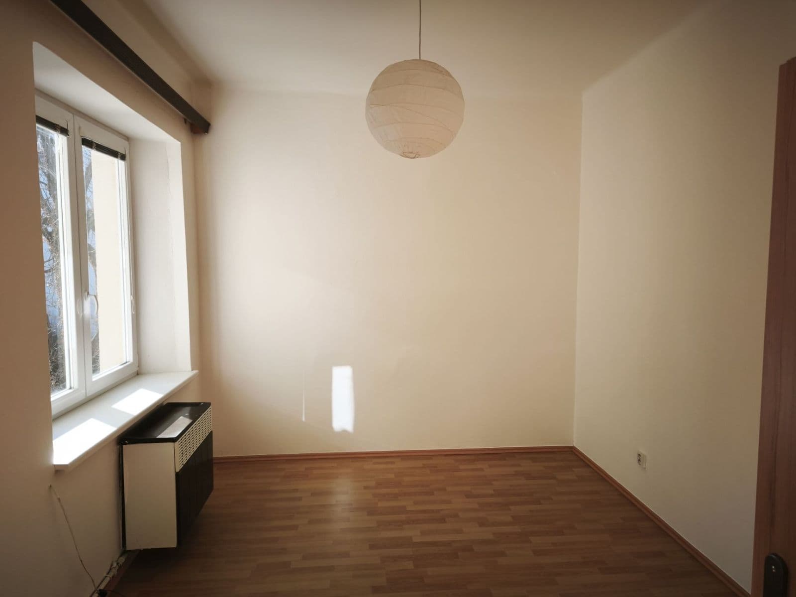 Prenájom bytu 3-izbový 52 m², Zikova, Praha, Praha Prenájom bytu 3-izbový 52 m², Zikova, Praha, Praha