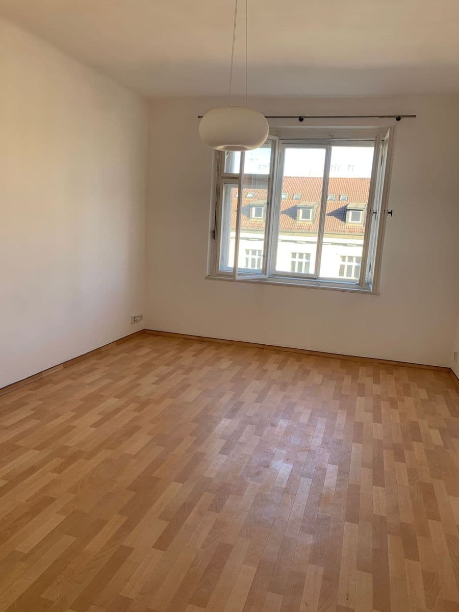 Prenájom bytu 1-izbový 27 m², Vršovická, Praha, Praha Prenájom bytu 1-izbový 27 m², Vršovická, Praha, Praha