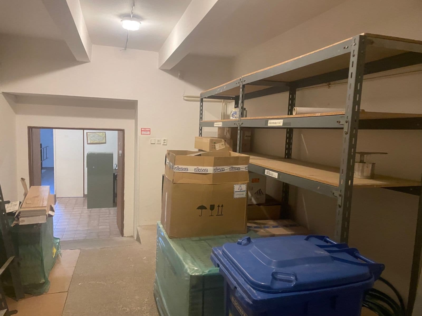 Prenájom nebytového priestoru 140 m², U Zeměpisného ústavu, Praha, Praha Prenájom nebytového priestoru 140 m², U Zeměpisného ústavu, Praha, Praha