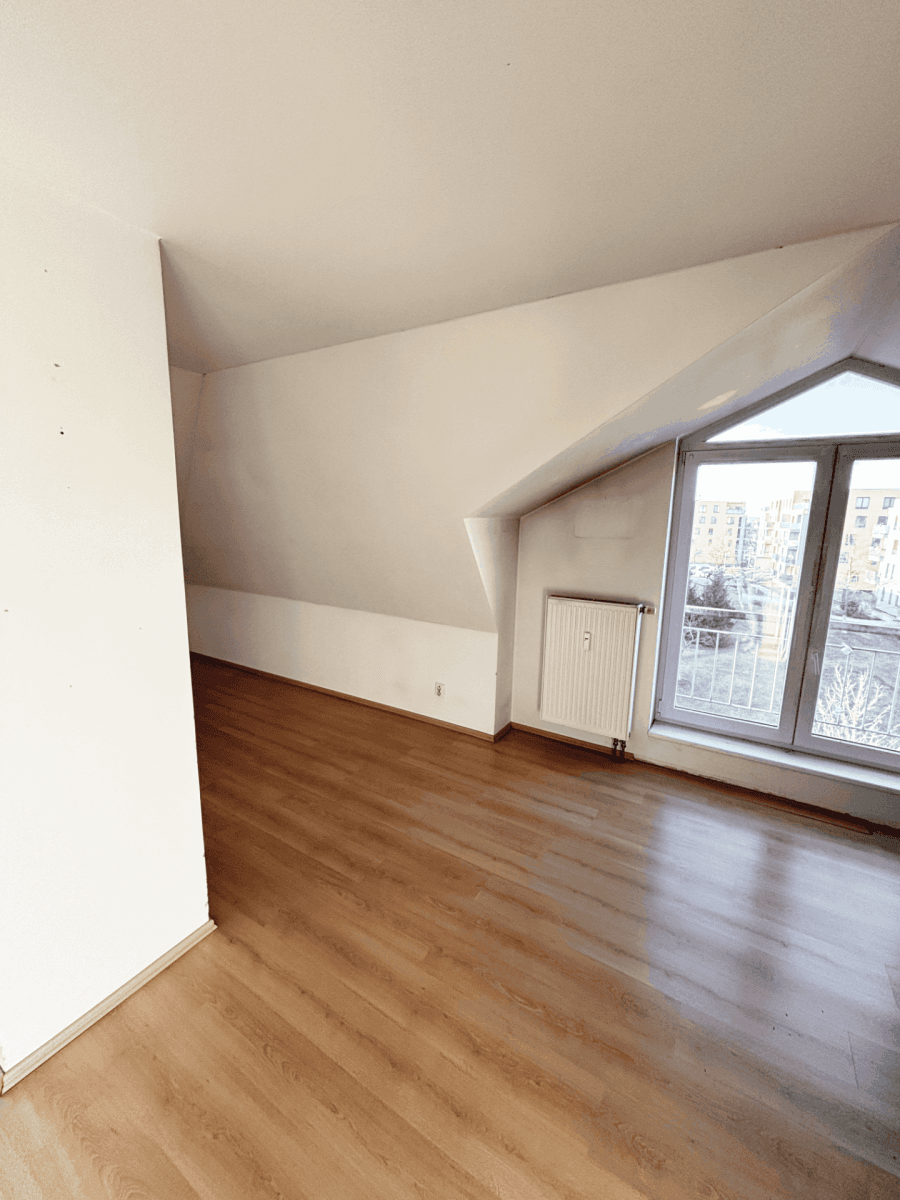 Predaj bytu 3-izbový 82 m², Dubinská, Pardubice, Pardubický kraj Predaj bytu 3-izbový 82 m², Dubinská, Pardubice, Pardubický kraj