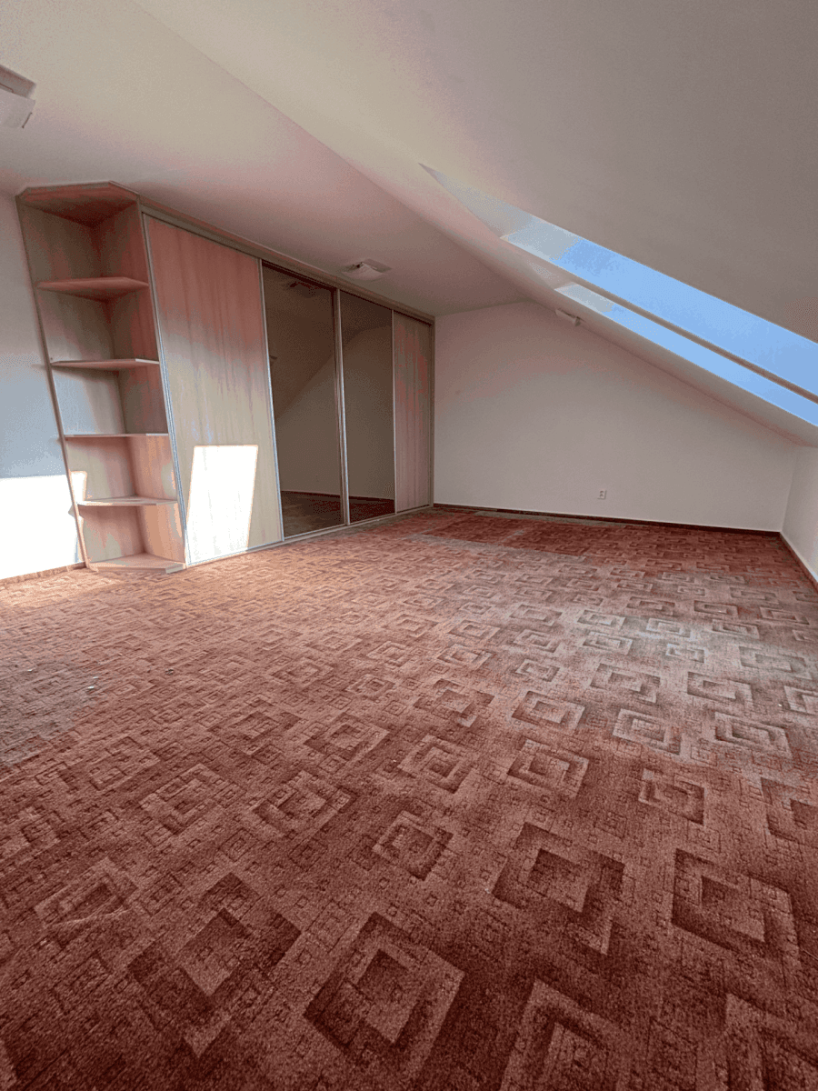 Predaj bytu 3-izbový 82 m², Dubinská, Pardubice, Pardubický kraj Predaj bytu 3-izbový 82 m², Dubinská, Pardubice, Pardubický kraj