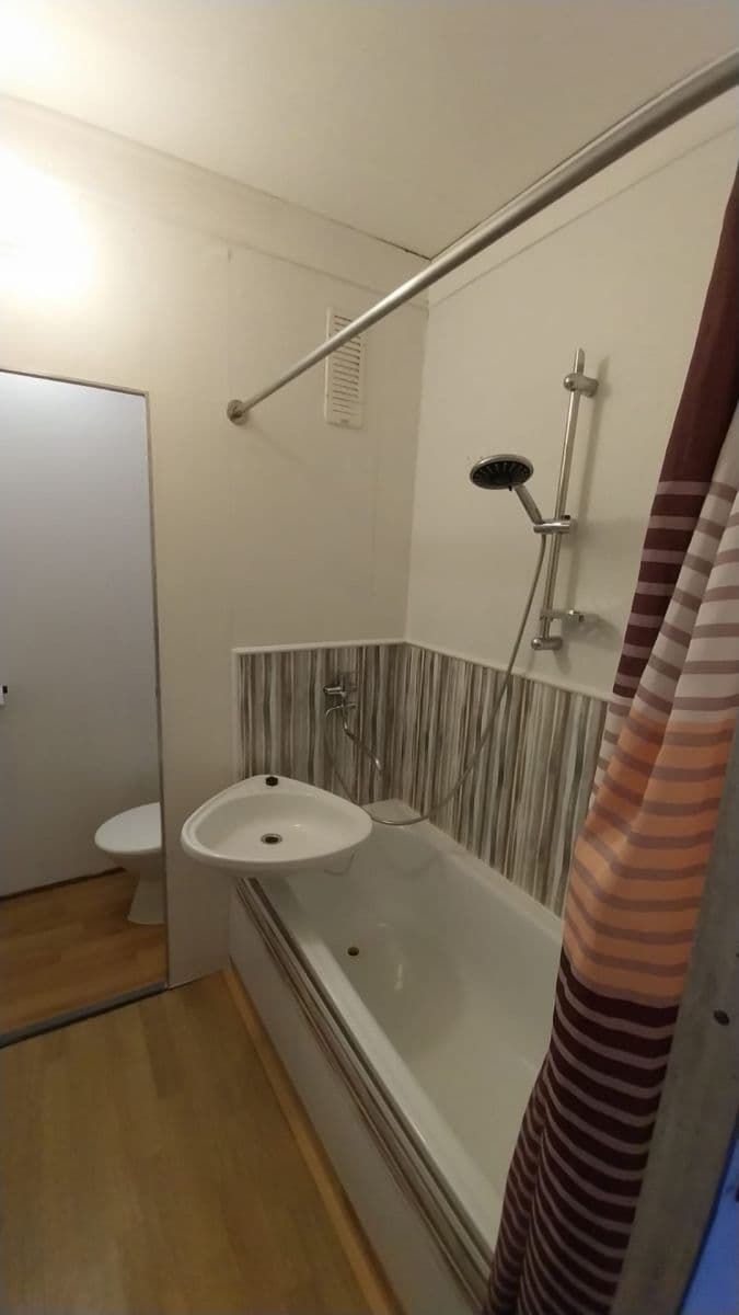 Prenájom bytu 1-izbový 46 m², Čsl. armády, Děčín, Ústecký kraj Prenájom bytu 1-izbový 46 m², Čsl. armády, Děčín, Ústecký kraj