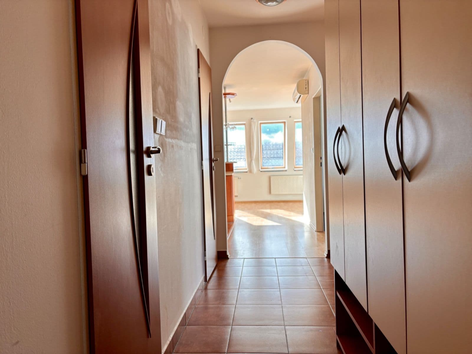 Prenájom bytu 3-izbový 64 m², Handkeho, Olomouc, Olomoucký kraj Prenájom bytu 3-izbový 64 m², Handkeho, Olomouc, Olomoucký kraj