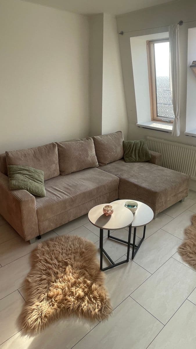 Prenájom bytu 3-izbový 64 m², Handkeho, Olomouc, Olomoucký kraj Prenájom bytu 3-izbový 64 m², Handkeho, Olomouc, Olomoucký kraj