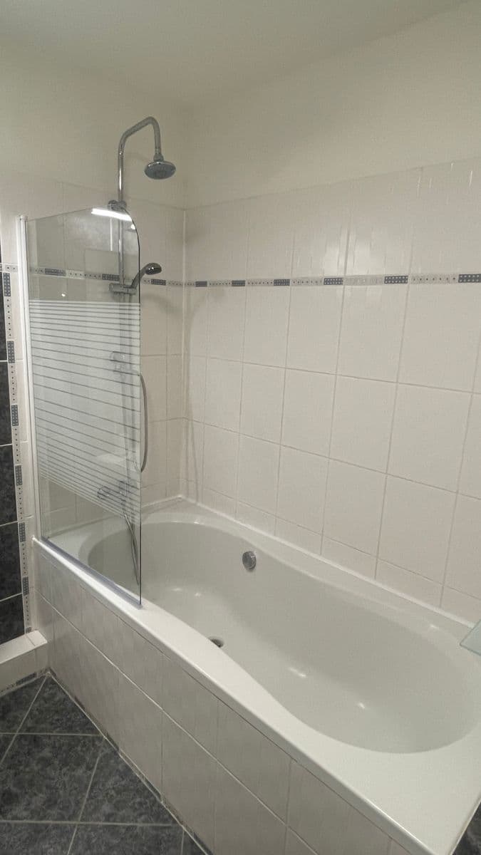 Prenájom bytu 3-izbový 64 m², Handkeho, Olomouc, Olomoucký kraj Prenájom bytu 3-izbový 64 m², Handkeho, Olomouc, Olomoucký kraj