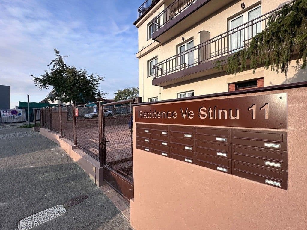 Predaj nebytového priestoru 35 m², Ve Stínu, Praha, Praha Predaj nebytového priestoru 35 m², Ve Stínu, Praha, Praha