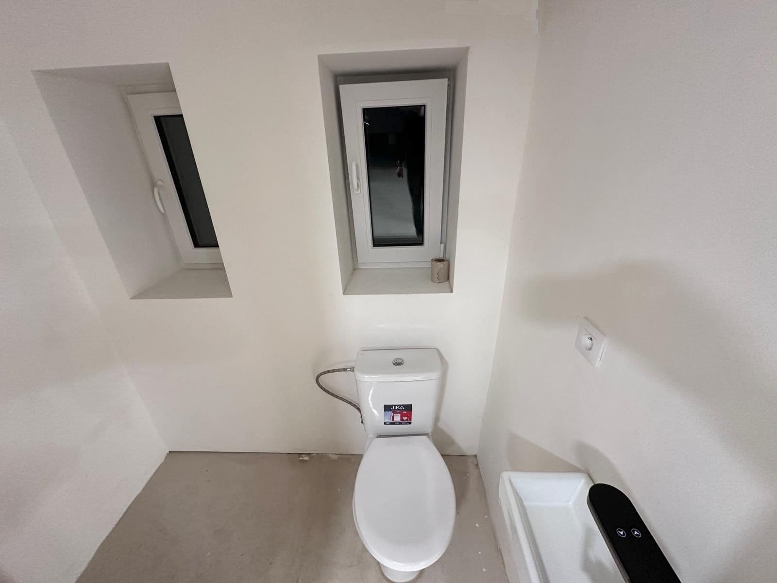 Predaj nebytového priestoru 35 m², Ve Stínu, Praha, Praha Predaj nebytového priestoru 35 m², Ve Stínu, Praha, Praha