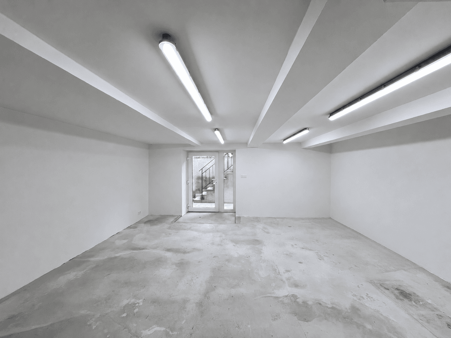 Predaj nebytového priestoru 35 m², Ve Stínu, Praha, Praha Predaj nebytového priestoru 35 m², Ve Stínu, Praha, Praha