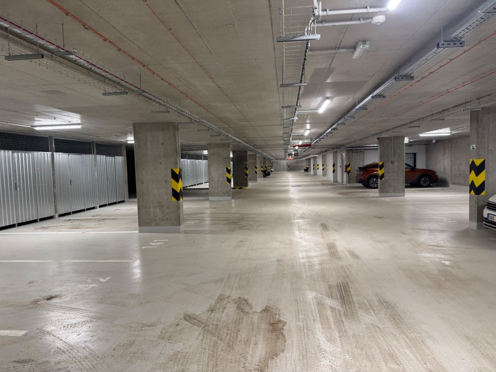 Prenájom bytu 1-izbový 35 m², Tupolevova, Praha, Praha Prenájom bytu 1-izbový 35 m², Tupolevova, Praha, Praha