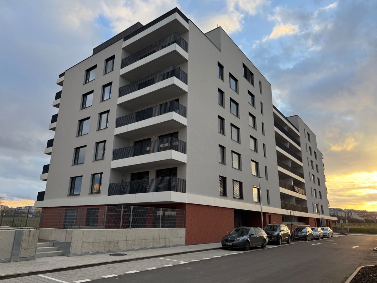 Prenájom bytu 1-izbový 35 m², Tupolevova, Praha, Praha Prenájom bytu 1-izbový 35 m², Tupolevova, Praha, Praha