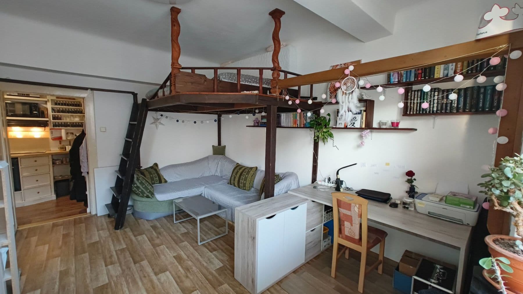 Prenájom bytu 2-izbový 45 m², Biskupcova, Praha, Praha Prenájom bytu 2-izbový 45 m², Biskupcova, Praha, Praha