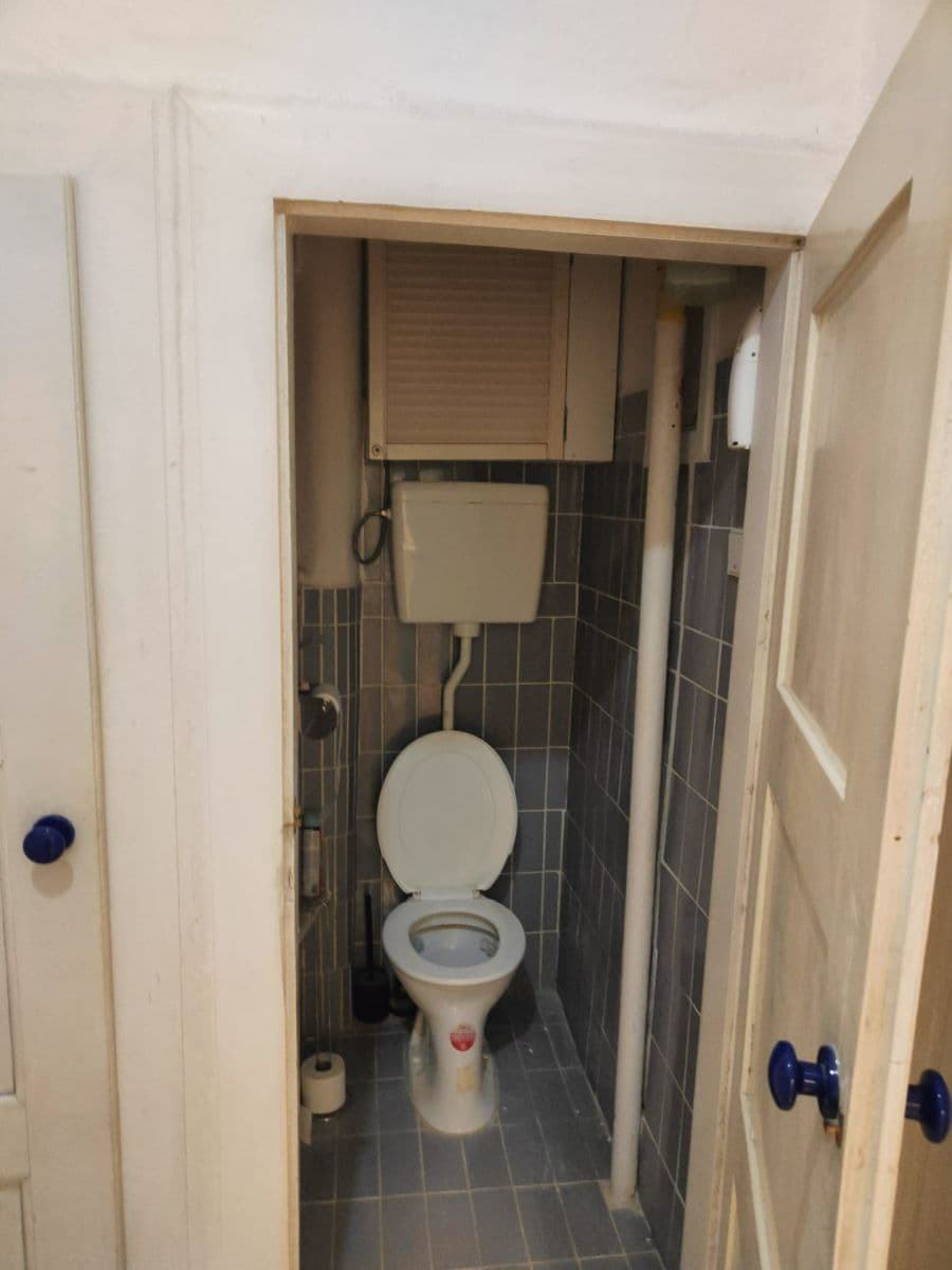 Prenájom bytu 1-izbový 40 m², Kodaňská, Praha, Praha Prenájom bytu 1-izbový 40 m², Kodaňská, Praha, Praha