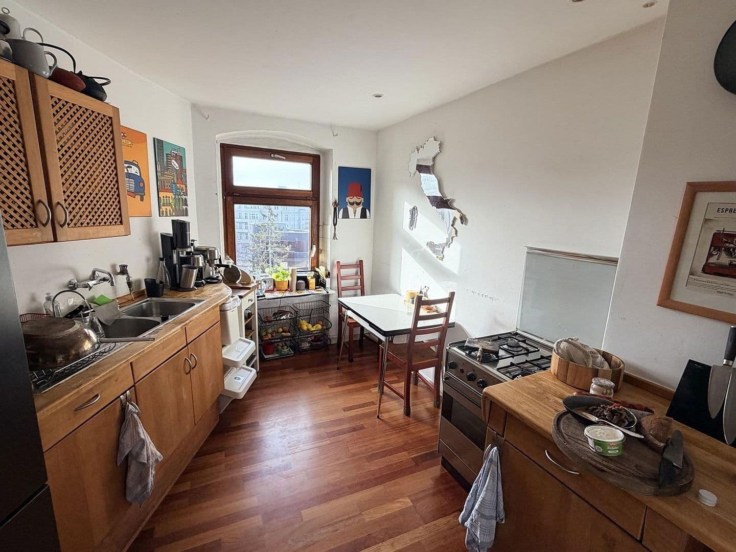 Predaj bytu 4-izbový 130 m², Skalitzer Str. 45, Berlin, Berlín Predaj bytu 4-izbový 130 m², Skalitzer Str. 45, Berlin, Berlín