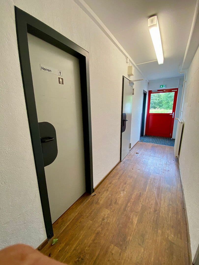 Prenájom nebytového priestoru 12.648 m², Zunftweg 10, Voerde (Niederrhein), Severné Porýnie - Westfálsko Prenájom nebytového priestoru 12.648 m², Zunftweg 10, Voerde (Niederrhein), Severné Porýnie - Westfálsko