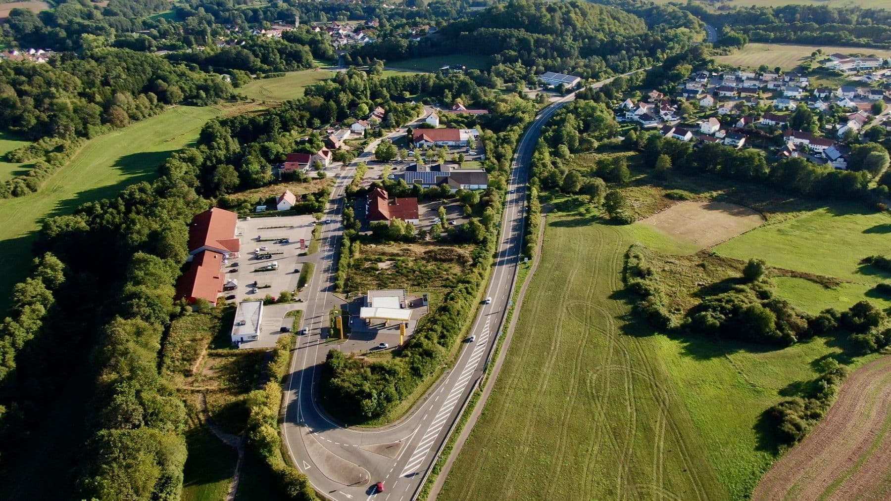 Prenájom nebytového priestoru 6.742 m², Allerburg 19-21, Namborn, Sársko Prenájom nebytového priestoru 6.742 m², Allerburg 19-21, Namborn, Sársko