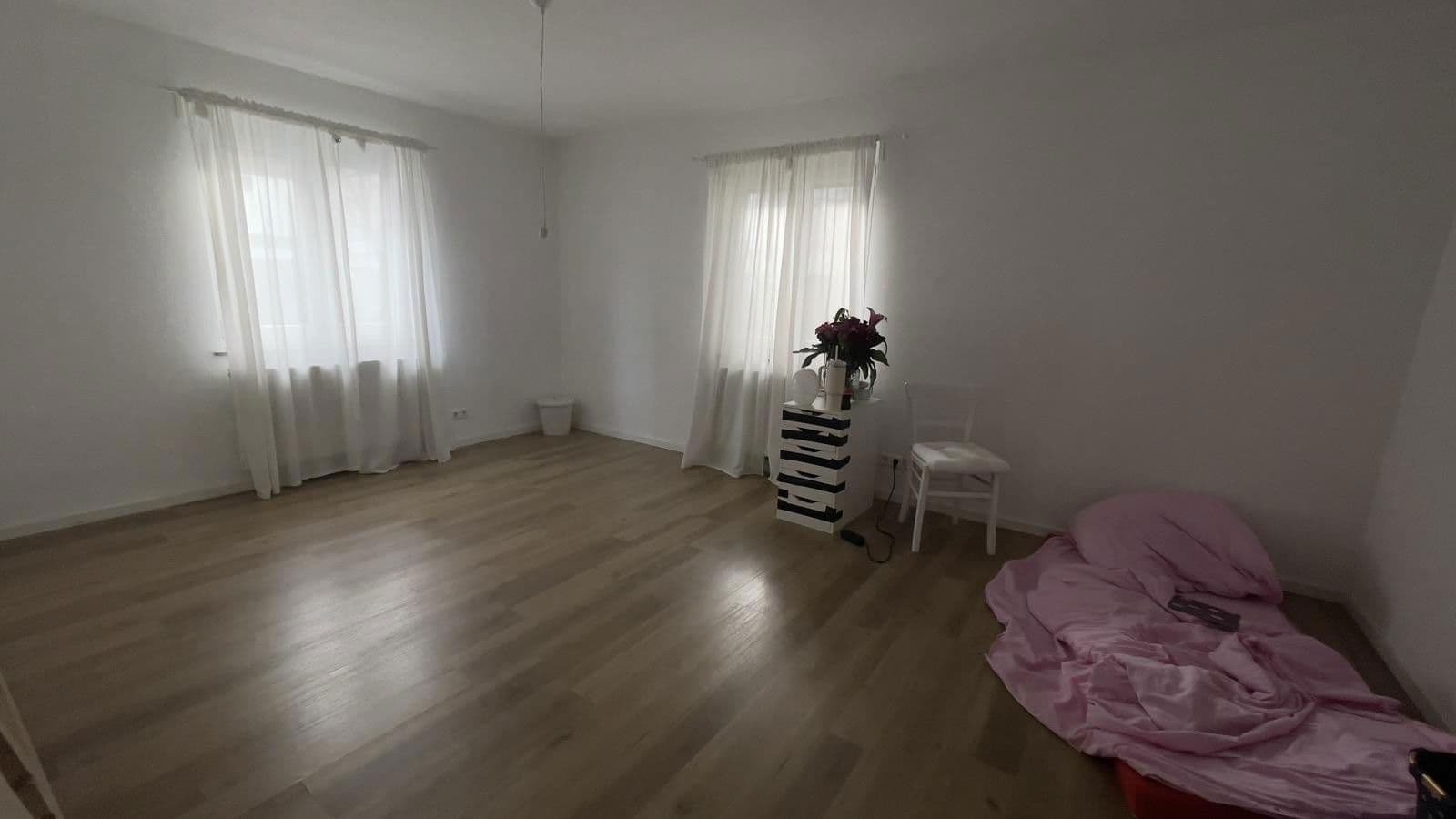 Prenájom bytu 3-izbový 85 m², Fuchshofstrasse 8, Ludwigsburg, Bádensko-Wurttembersko Prenájom bytu 3-izbový 85 m², Fuchshofstrasse 8, Ludwigsburg, Bádensko-Wurttembersko