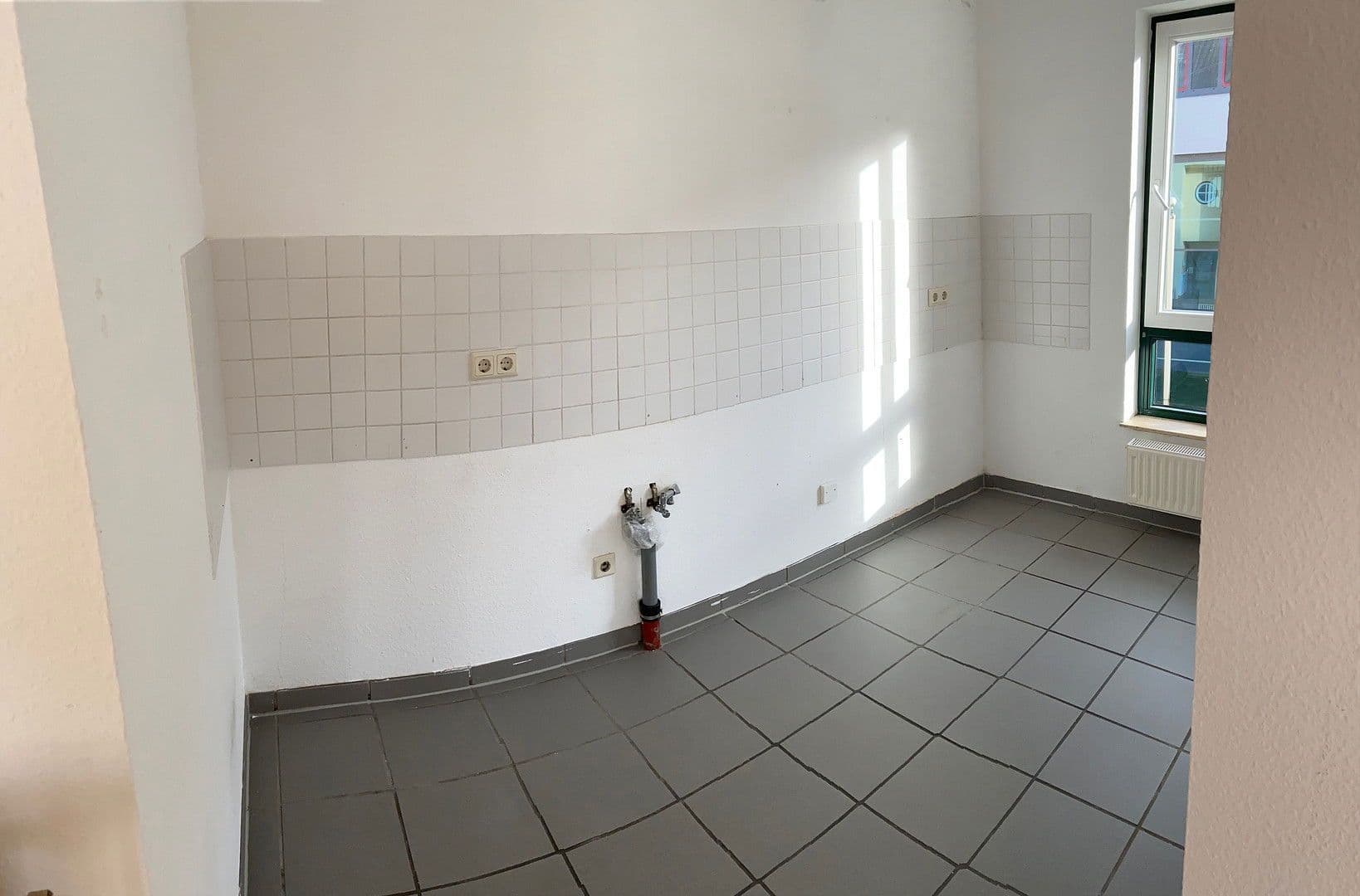 Prenájom bytu 1-izbový 45 m², Pfarrer-Schaaf-Str., 14a, Neunkirchen-Seelscheid, Severné Porýnie - Westfálsko Prenájom bytu 1-izbový 45 m², Pfarrer-Schaaf-Str., 14a, Neunkirchen-Seelscheid, Severné Porýnie - Westfálsko