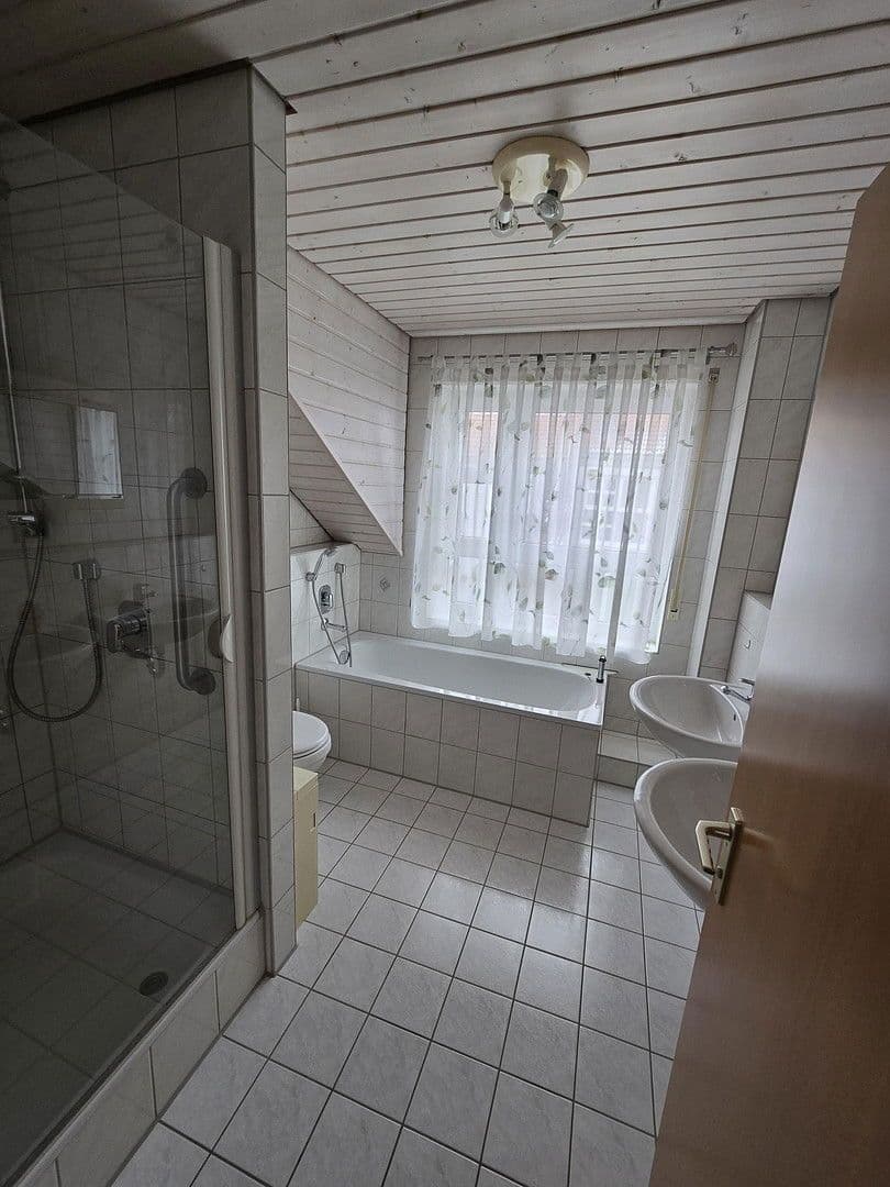 Predaj domu 110 m², pozemek 110 m², Gäufelden, Bádensko-Wurttembersko Predaj domu 110 m², pozemek 110 m², Gäufelden, Bádensko-Wurttembersko