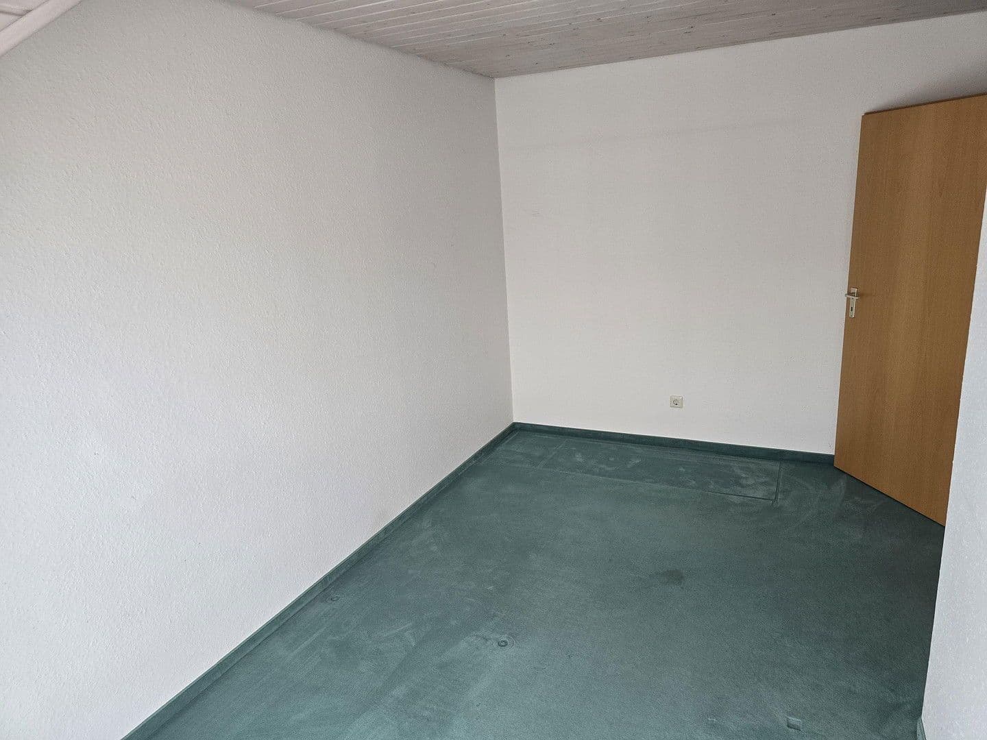 Predaj domu 110 m², pozemek 110 m², Gäufelden, Bádensko-Wurttembersko Predaj domu 110 m², pozemek 110 m², Gäufelden, Bádensko-Wurttembersko