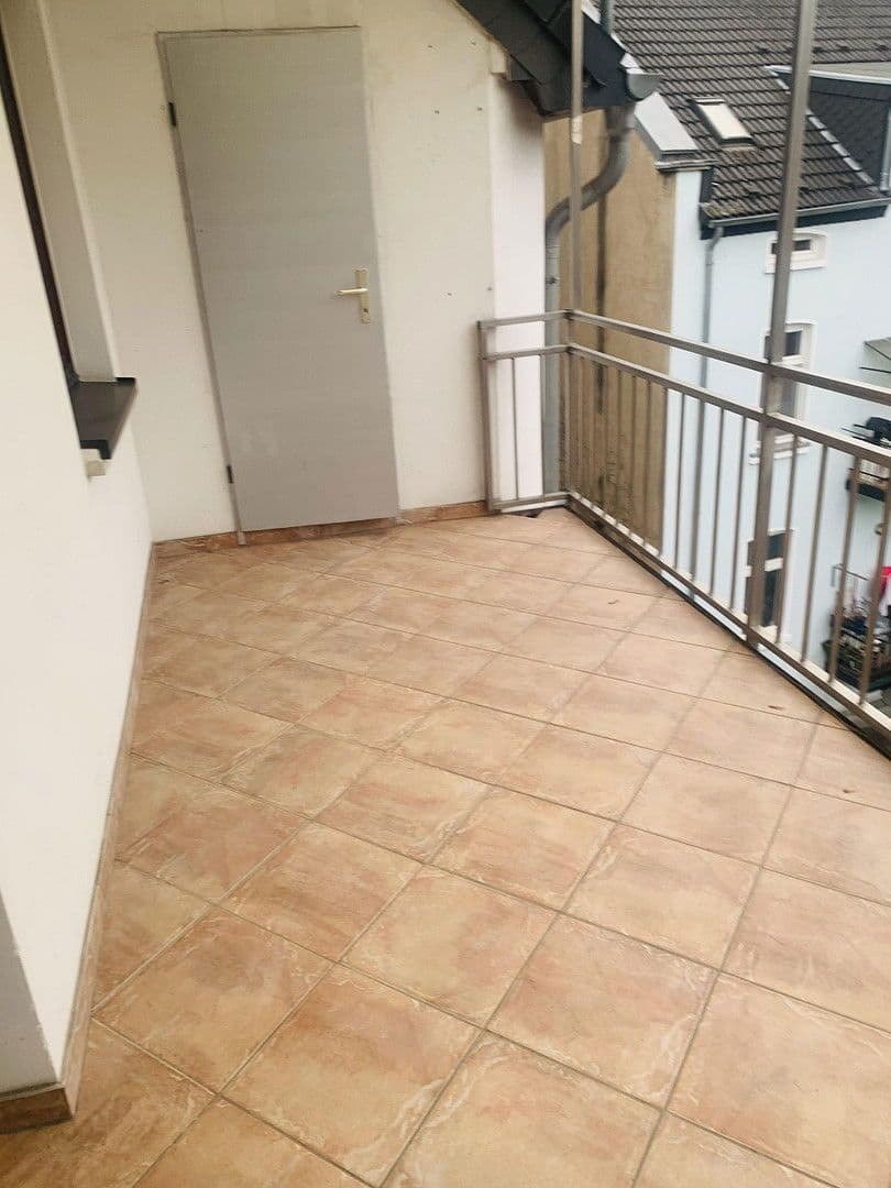 Prenájom bytu 2-izbový 76 m², Düsseldorf, Severné Porýnie - Westfálsko Prenájom bytu 2-izbový 76 m², Düsseldorf, Severné Porýnie - Westfálsko