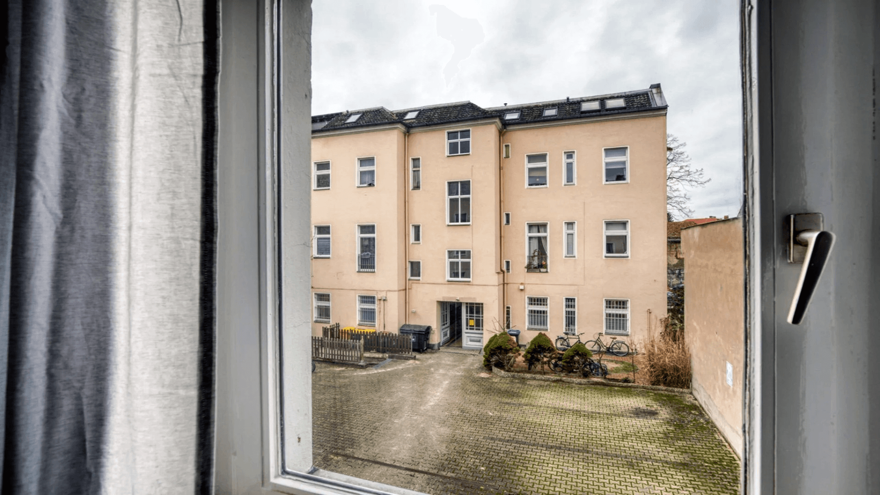 Prenájom bytu 2-izbový 62 m², Berlin, Berlín Prenájom bytu 2-izbový 62 m², Berlin, Berlín